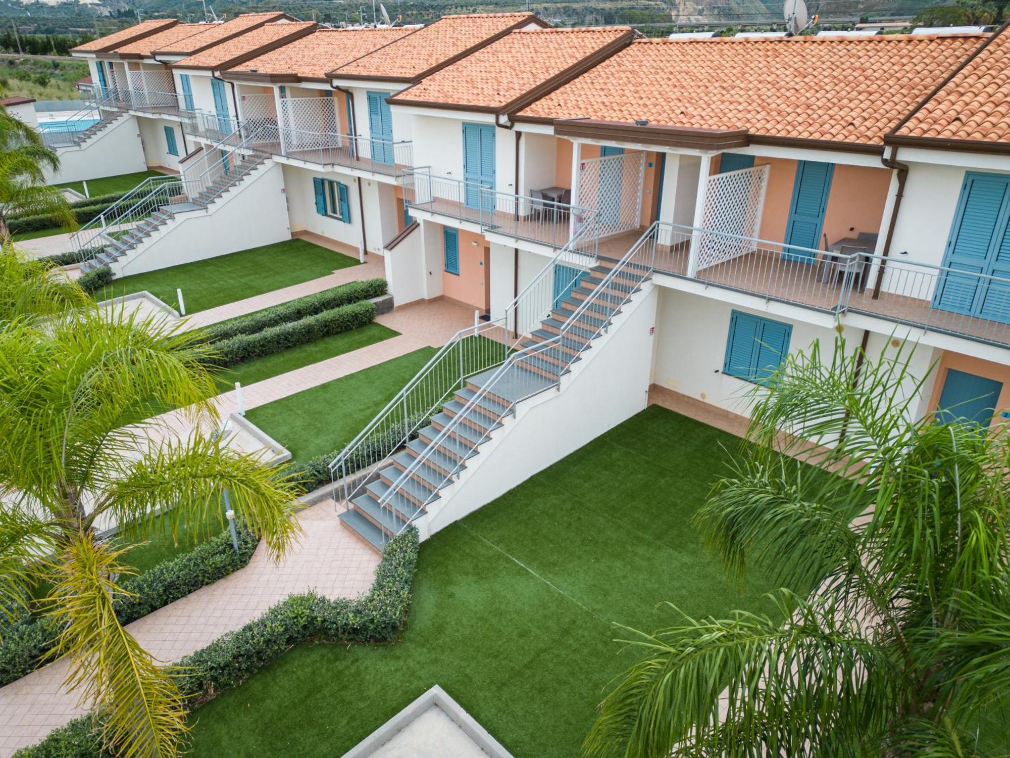 Icaro Residence Apartments With A Beautiful Pool SantʼAgata di Militello Kültér fotó